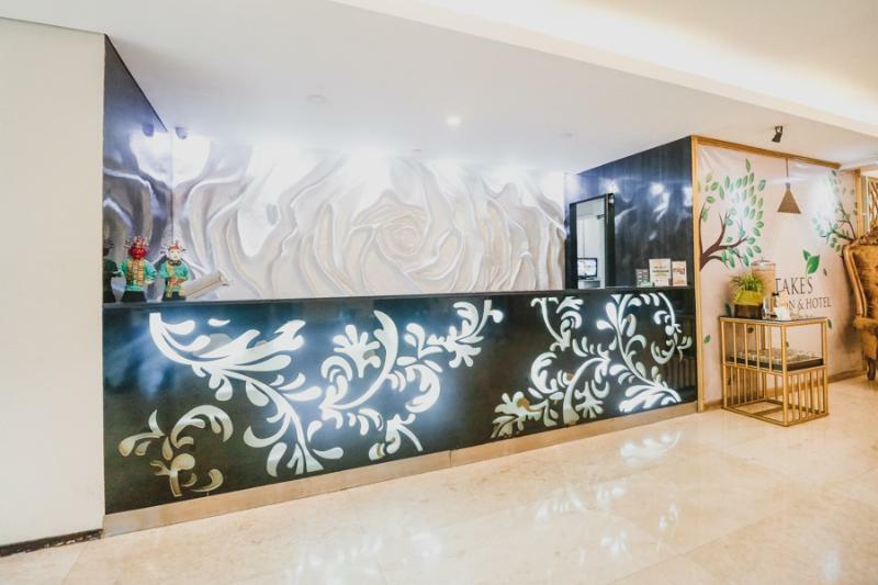 מלון ג'קרטה Reddoorz Premium @ Thamrin Kebon Sirih מראה חיצוני תמונה