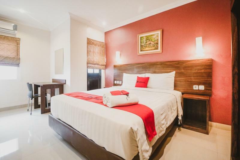 מלון ג'קרטה Reddoorz Premium @ Thamrin Kebon Sirih מראה חיצוני תמונה